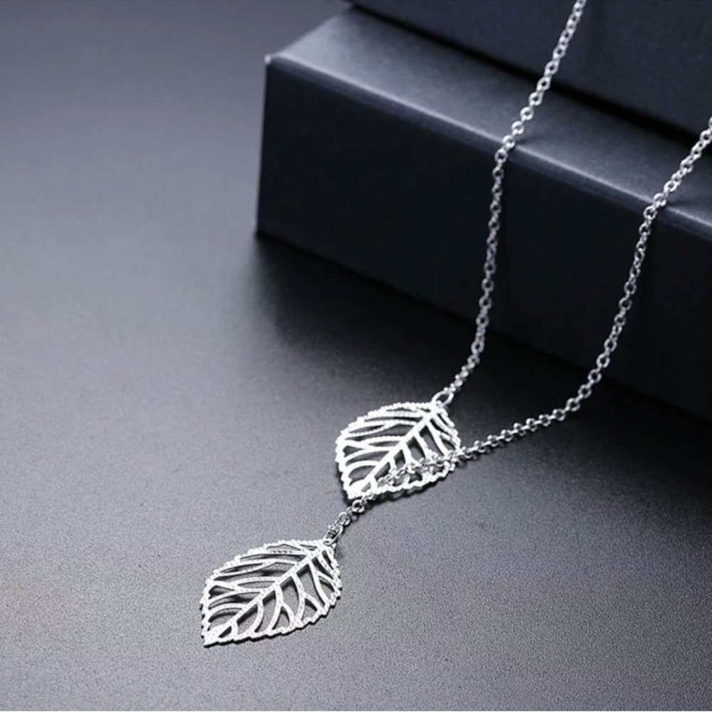 Leaf Y-shaped Pendant Silver Necklace